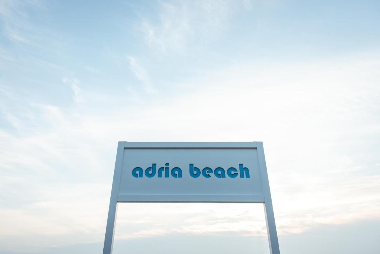 Adria Beach Hotel Alba Adriatica Esterno foto